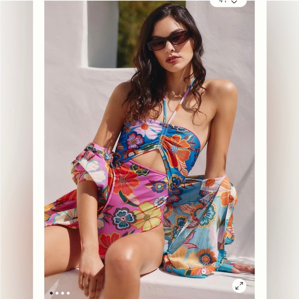 Re-poshing this adorable suit! I need a size up..
